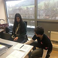 Achtung: Gerade sitzen :-)