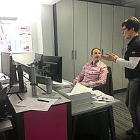 Achtung: Gerade sitzen :-)